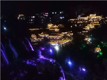 湘西芙蓉鎮(zhèn)、紅石林汽車特價2日游