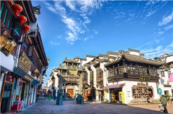 黃山、秀水千島湖、水墨宏村、西遞徽州古城高鐵純玩5日游