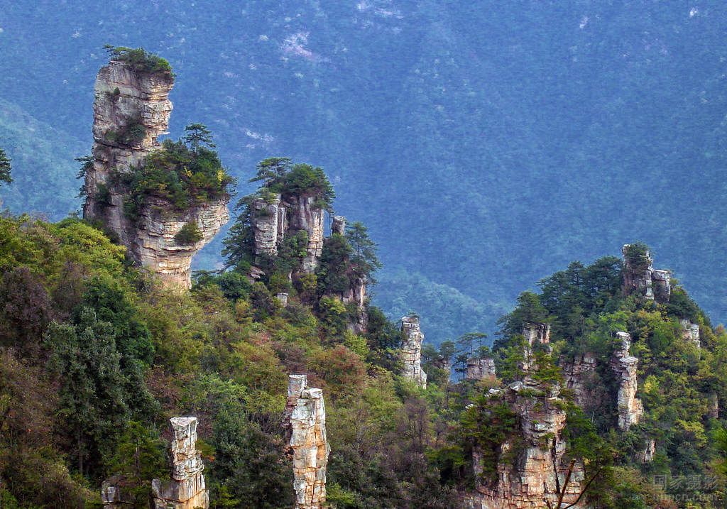 E1線：玻璃橋、袁家界、天子山、金鞭溪、天門山、夯吾苗寨、鳳凰古城湘西“精華之旅”品質(zhì)純玩4晚5日游